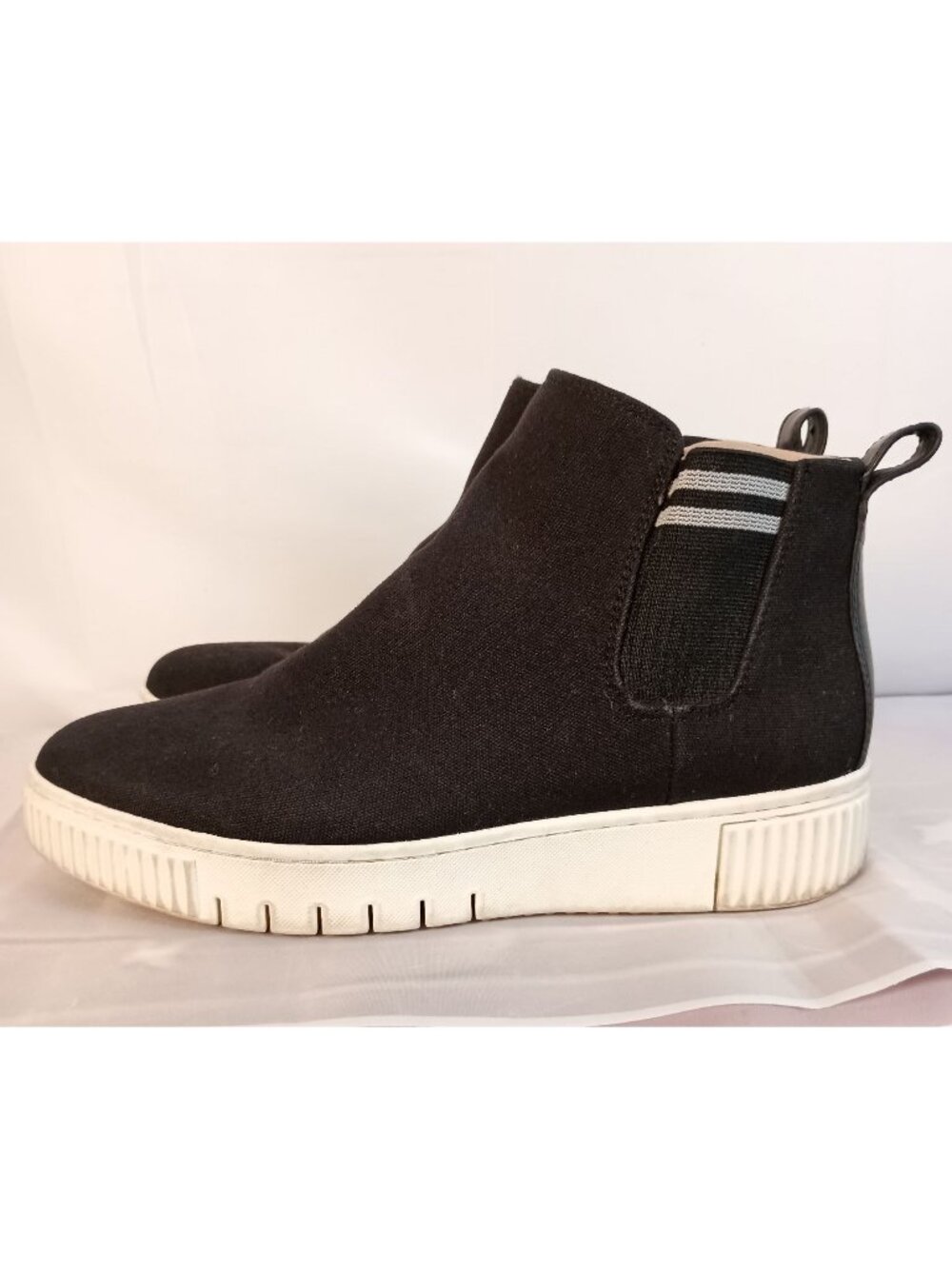 Soul Naturalizer Taffy High Top Sneaker Booties Black Womens 9.5 Comfort